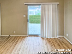 Building Photo - 312 Hummingbird Dr