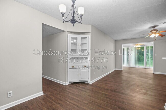 Building Photo - 1806 Augusta Dr