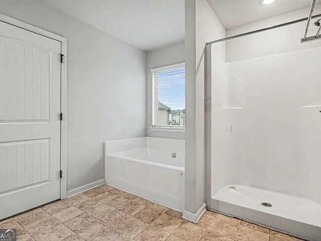 Building Photo - Room in House on Brightside Pkwy