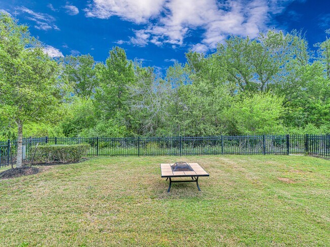 Building Photo - 4818 Nodding Thistle Trail