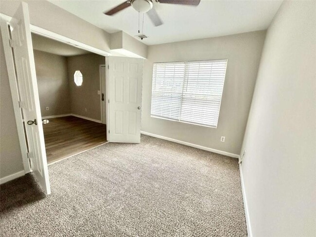 Building Photo - 944 Old Mill Ln