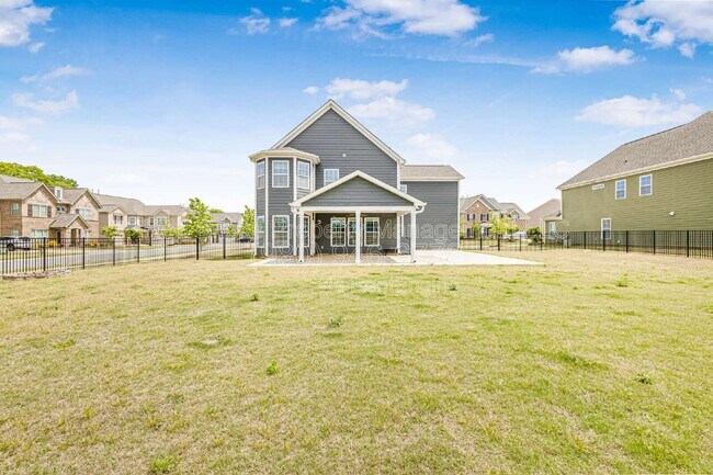 Building Photo - 8608 Lavender Pl