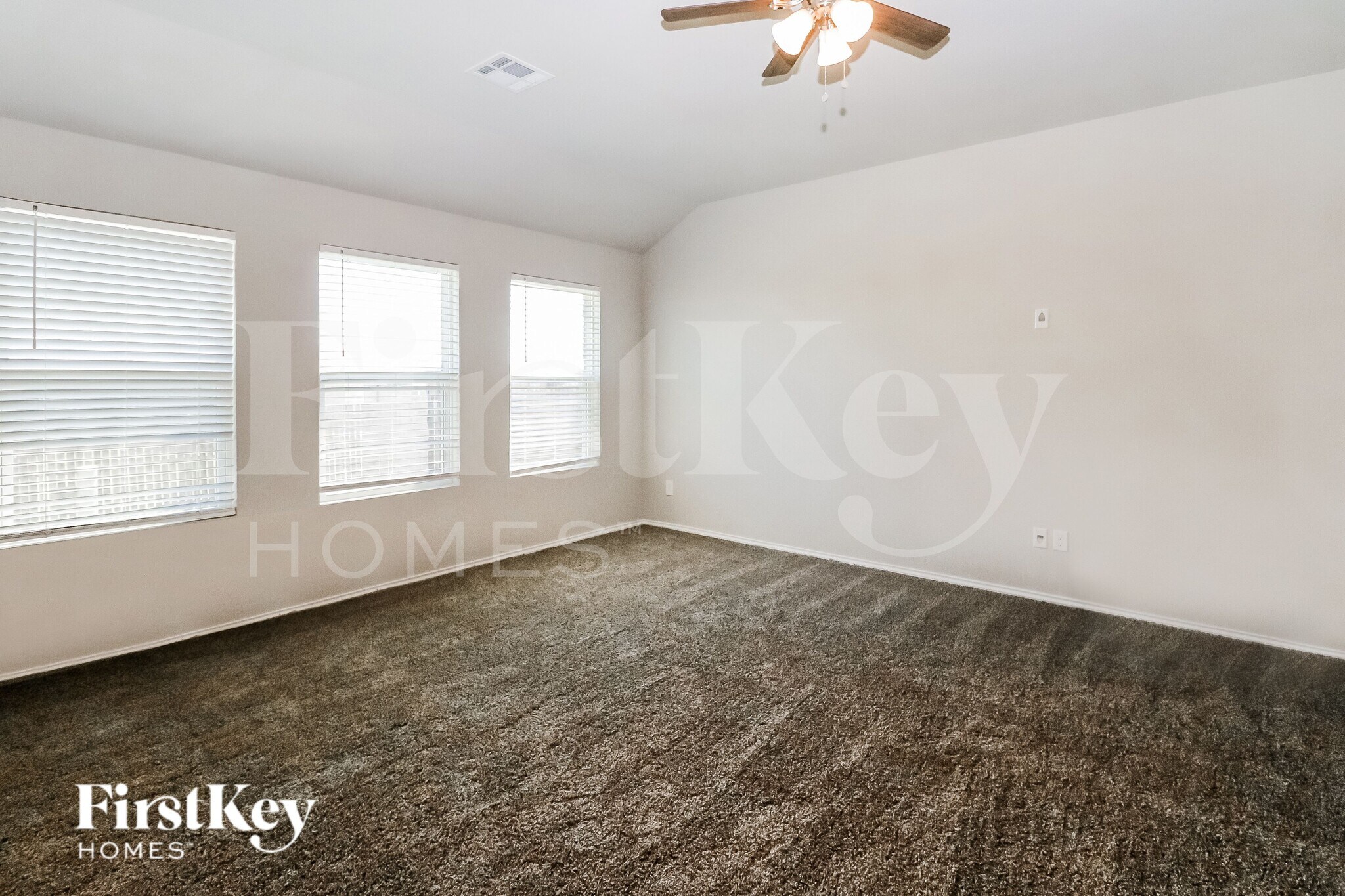 Building Photo - 232 Klare Ct