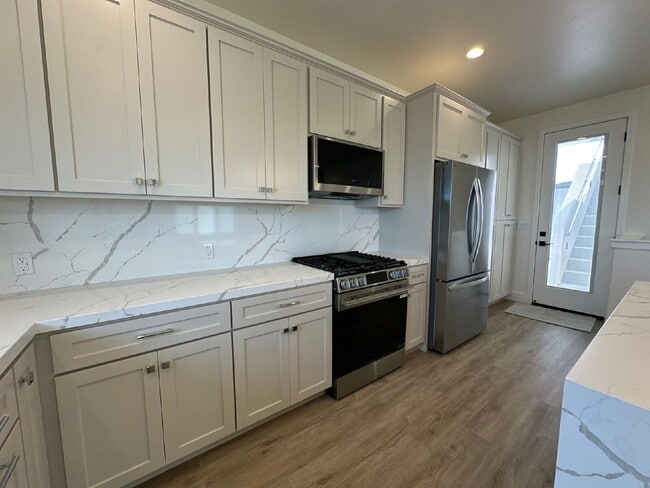 Building Photo - Ocean Views | Rooftop Deck | New Construction | For Lease $4,200/mo.