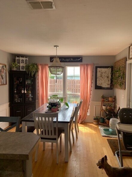 Dining room - 954 NW 254th Dr