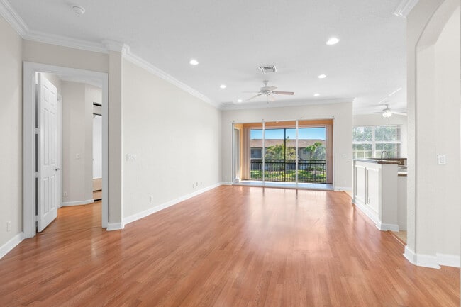 Building Photo - 8098 NW 128th Ln