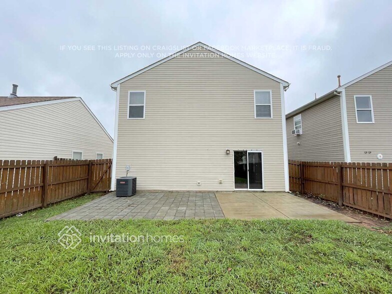 Building Photo - 3430 Charterhall Ln