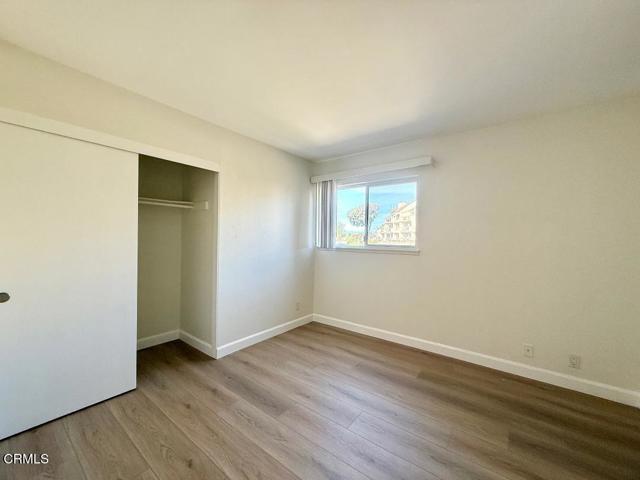 Building Photo - 574 Island View Cir