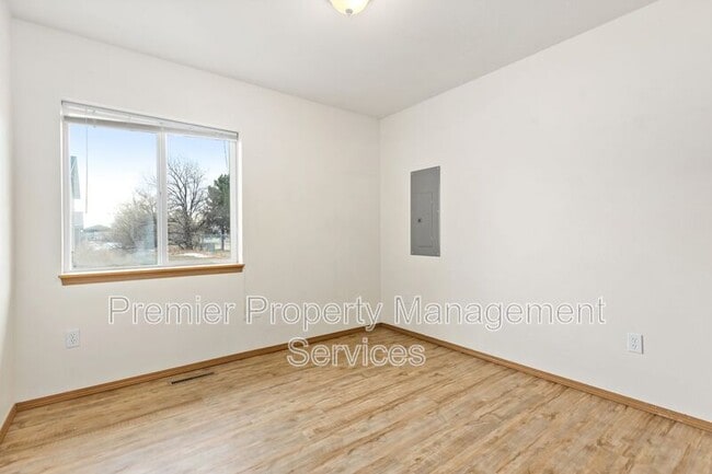 Building Photo - 408 Rice Ln