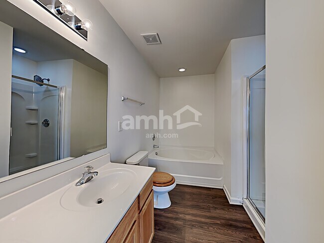 Building Photo - 5536 Stowe Derby Dr