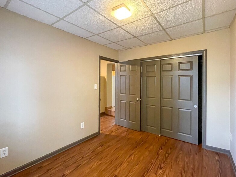 Building Photo - 3450 W Le Moyne St