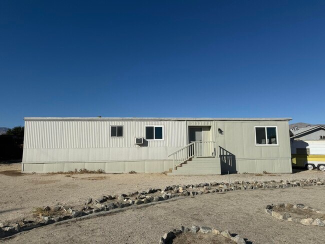 Building Photo - 64180 Thomas Ave