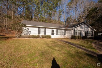 Building Photo - Two bedroom duplex on Eastside