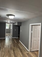 Building Photo - 1335 Yecker Ave