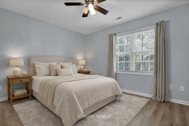 Building Photo - 1404 Old Folkstone Rd