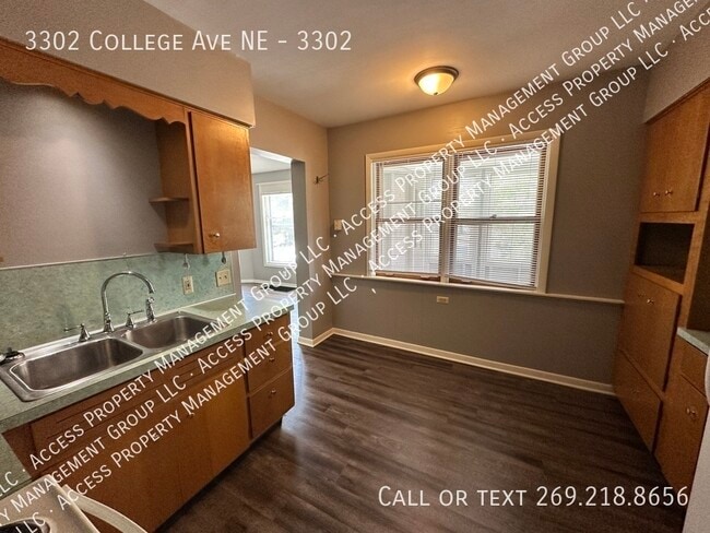 Building Photo - 3302 College Ave NE