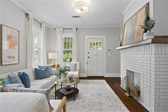 Building Photo - 481 Hill St SE