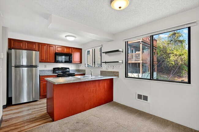 Building Photo - **$500 OFF SECOND MONTH RENT!**Bright Home with Stunning Mountain Skyline Setting!