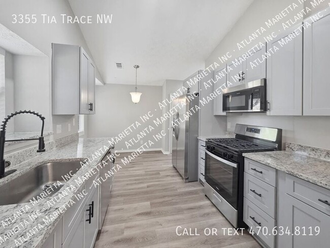 Building Photo - 3355 Tia Trace NW