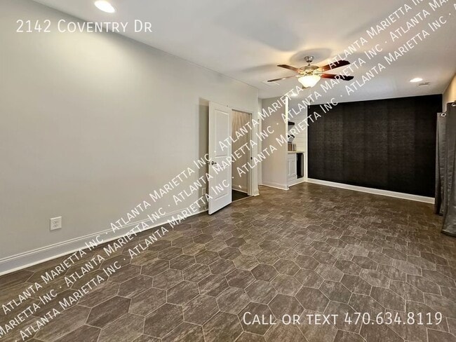 Building Photo - 2142 Coventry Dr