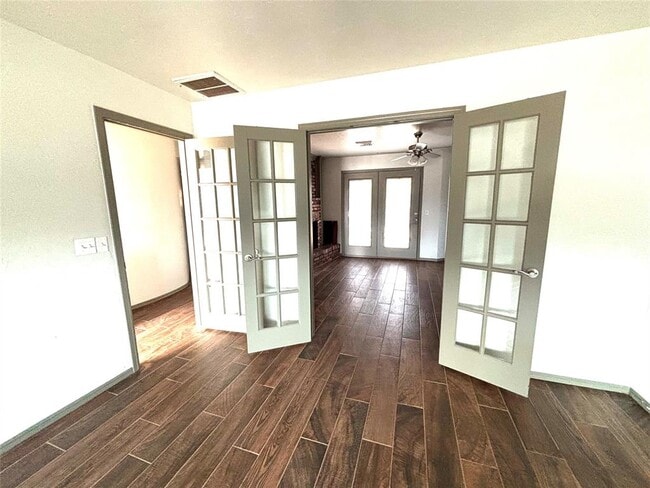 Building Photo - 3301 NW 64th St