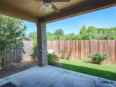 Building Photo - 1101 Amazon Lilly Cove