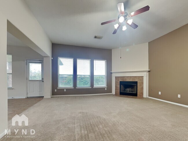 Building Photo - 17934 Barton Ridge Ln