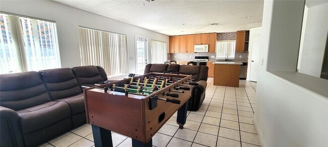 Building Photo - 1212 Sandbrook Dr