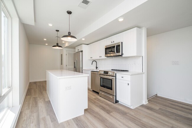 Building Photo - 1514 Master St