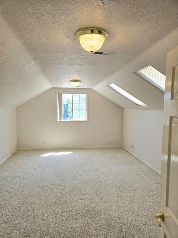 Building Photo - 1728 W Greenhead Dr