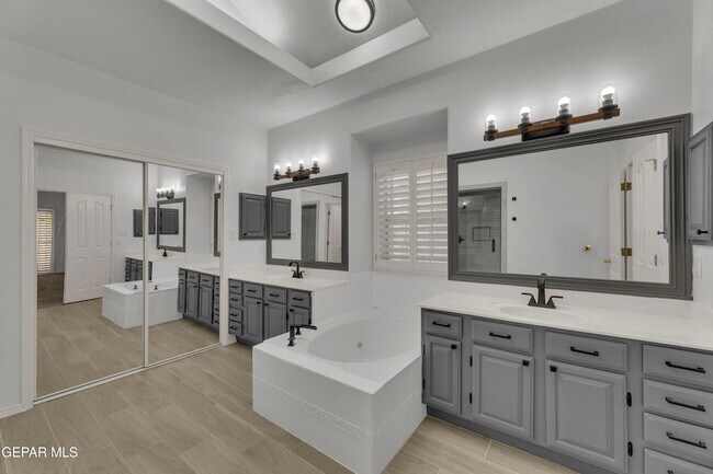 Building Photo - 1325 Whirlaway Dr