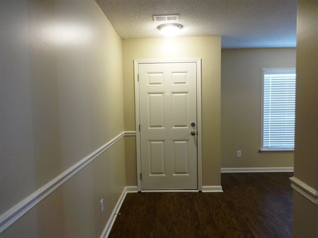 Building Photo - 409 Cotton Hope Ln