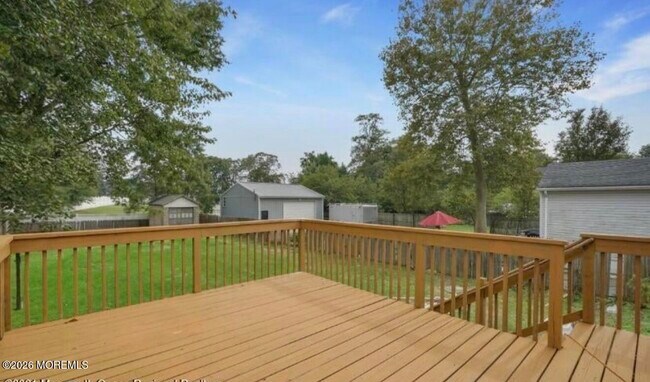 Building Photo - 313 Norwood Ave