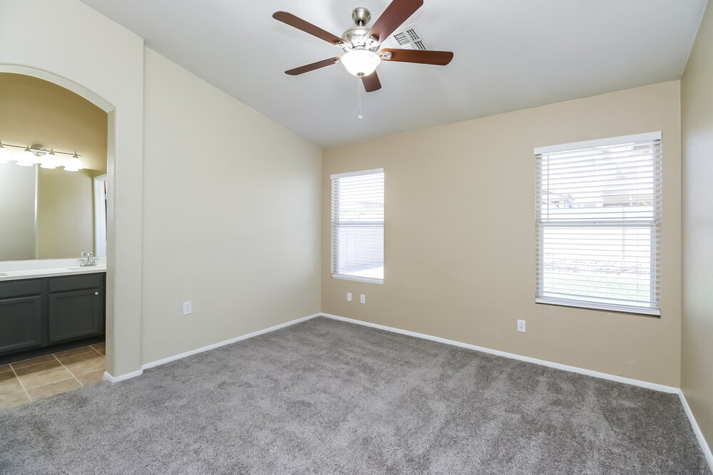 Building Photo - 16048 W Desert Bloom St