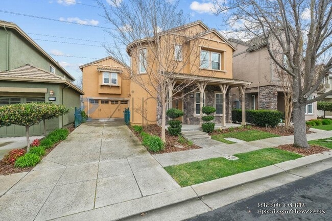 Building Photo - 9208 Hallmark Pl