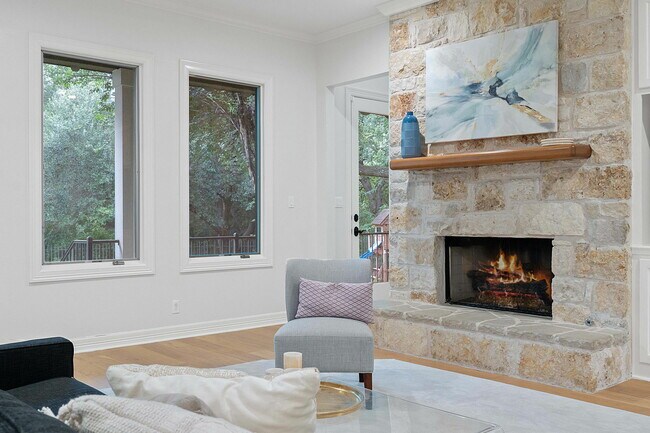 Building Photo - 6636 Dogwood Creek Dr