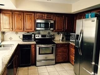 Building Photo - 12800 Briar Forest Dr
