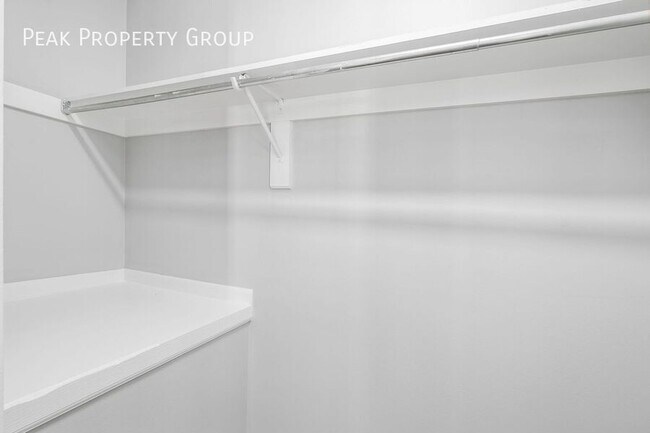 Building Photo - 134 Blakeford Dr