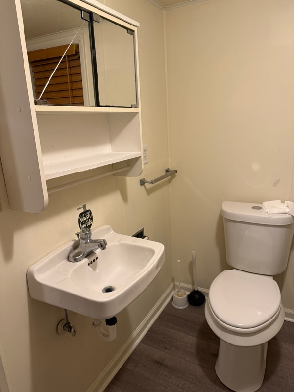 Building Photo - 11 Berry Rd