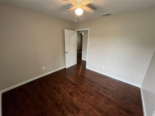 Building Photo - 9315 Prairie Oak Dr
