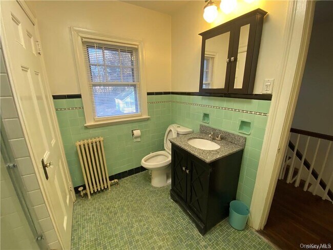 Building Photo - 130 NY-17K