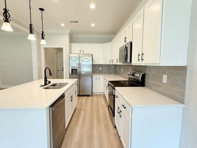 Building Photo - 4733 Sago Palm Cir