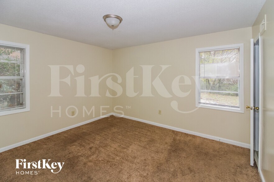 Building Photo - 6128 Lacewood Cove