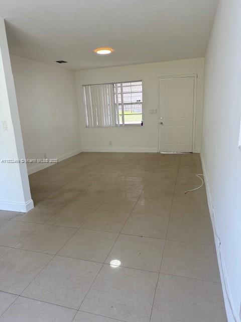 Building Photo - 1050 NW 23rd Way