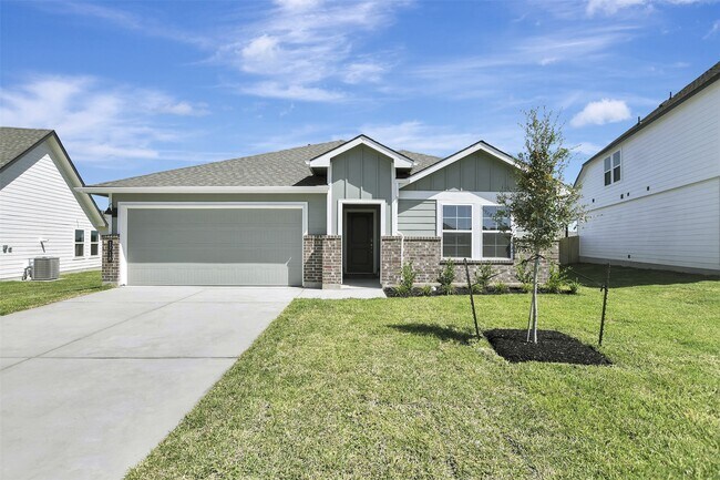 Primary Photo - 1718 San Jacinto Dr