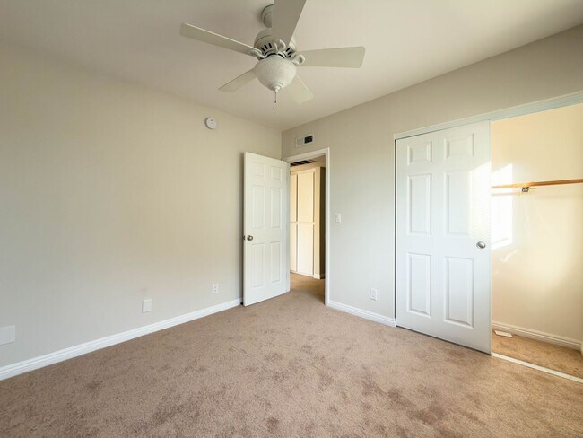 Building Photo - Spacious 4BR with Bonus Room in Cabrini Villas!