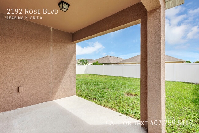 Building Photo - 2192 Rose Blvd