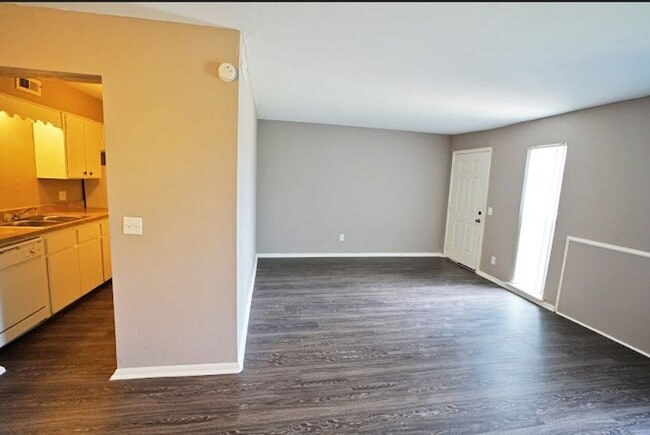 Interior Photo - Haydens Landing