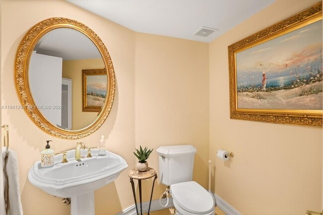 Building Photo - 19111 Collins Ave