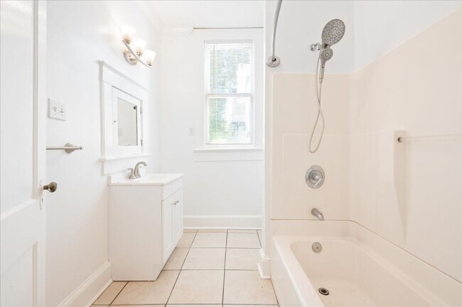 Building Photo - Move-In Special: $300 Off First Month if You Move by March 31, 2026!